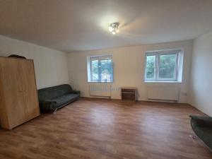 Pronájem bytu 1+kk, Plzeň, Plovární, 42 m2