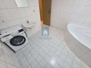 Pronájem bytu 1+kk, Plzeň, Plovární, 42 m2