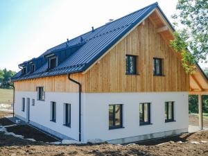 Prodej rodinného domu, Nové Hutě, 260 m2