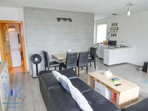 Prodej bytu 3+1, Mělník, Sportovní, 76 m2