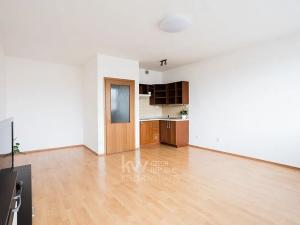 Prodej bytu 1+kk, Praha - Holešovice, U měšťanského pivovaru, 38 m2