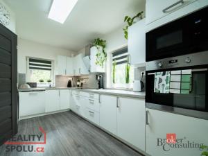 Prodej rodinného domu, Dubí - Běhánky, Smetanovo návrší, 130 m2