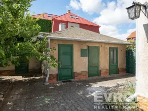 Prodej vily, Praha - Dolní Počernice, Listopadová, 139 m2