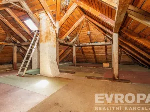 Prodej vily, Praha - Dolní Počernice, Listopadová, 139 m2