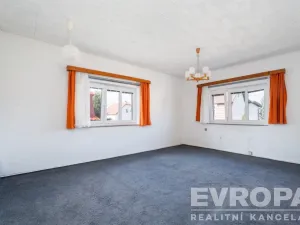 Prodej vily, Praha - Dolní Počernice, Listopadová, 139 m2