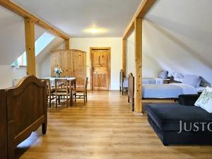 Prodej rodinného domu, Písek, Obecní, 518 m2