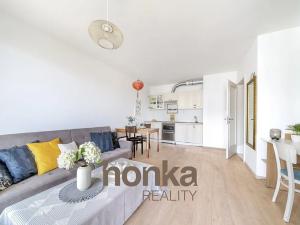 Prodej bytu 2+kk, Praha - Vysočany, Strnadových, 65 m2