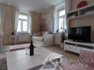 Prodej bytu 3+kk, Kašperské Hory, Náměstí, 90 m2