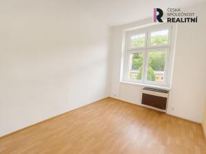 Prodej bytu 4+1, Karlovy Vary, Moskevská, 88 m2