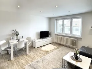 Prodej bytu 3+1, Kladno, Jarosl. Kociána, 56 m2