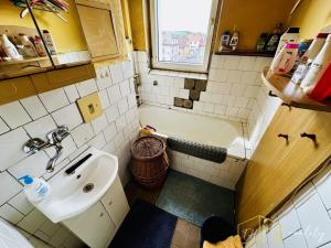 Prodej bytu 2+1, Zabrušany - Všechlapy, 49 m2