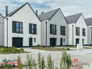 Prodej rodinného domu, Pečky - Velké Chvalovice, Za Statkem, 160 m2