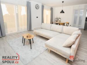 Prodej rodinného domu, Pečky - Velké Chvalovice, Za Statkem, 160 m2