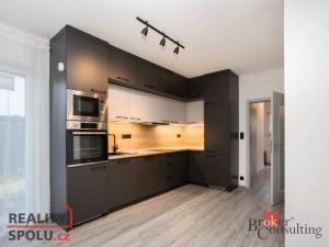 Prodej rodinného domu, Pečky - Velké Chvalovice, Za Statkem, 160 m2
