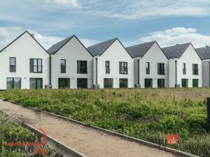 Prodej rodinného domu, Pečky - Velké Chvalovice, Za Statkem, 160 m2