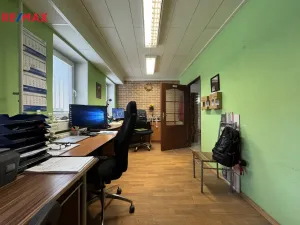 Prodej výrobních prostor, Věžky, 2322 m2