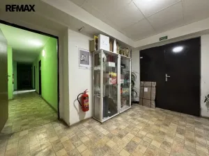 Prodej výrobních prostor, Věžky, 2322 m2