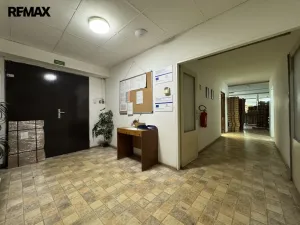 Prodej výrobních prostor, Věžky, 2322 m2