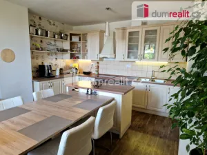 Prodej rodinného domu, Zlatá Koruna - Plešovice, 334 m2