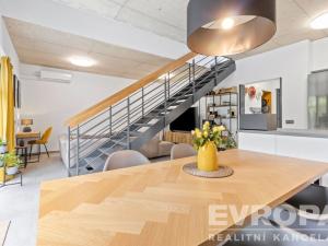 Pronájem bytu 3+kk, Praha, 165 m2