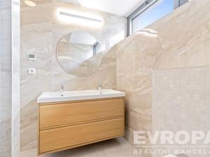 Pronájem bytu 3+kk, Praha, 165 m2