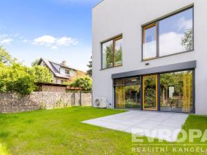 Pronájem bytu 3+kk, Praha - Benice, Vinná, 105 m2