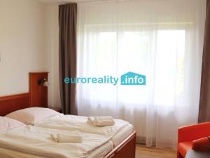 Pronájem bytu 1+kk, Mariánské Lázně, Na Průhonu, 25 m2