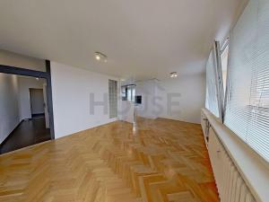 Prodej bytu 2+kk, Praha, Gutova, 52 m2