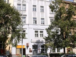 Pronájem bytu 2+1, Praha - Vršovice, 28. pluku, 64 m2