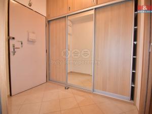 Pronájem bytu 2+kk, Praha - Záběhlice, Púchovská, 41 m2