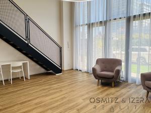 Pronájem bytu 2+kk, Praha - Holešovice, Tusarova, 43 m2