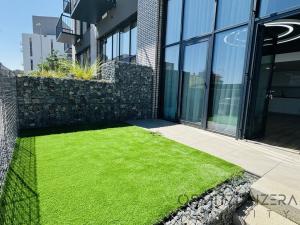 Pronájem bytu 2+kk, Praha - Holešovice, Tusarova, 43 m2