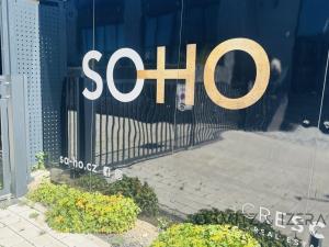 Pronájem bytu 2+kk, Praha - Holešovice, Tusarova, 43 m2