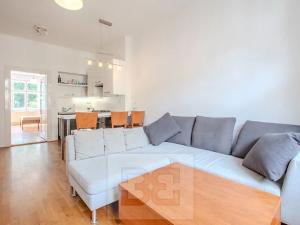 Pronájem bytu 2+kk, Praha - Košíře, Pod Kavalírkou, 55 m2