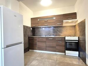 Pronájem bytu 3+kk, Praha - Libeň, V Holešovičkách, 75 m2