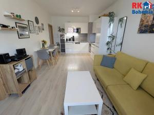 Pronájem bytu 2+kk, Mladá Boleslav, Štefánikova, 48 m2