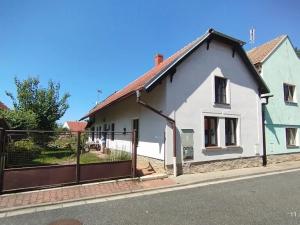 Prodej rodinného domu, Radim, 70 m2