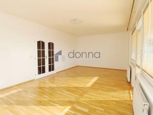 Pronájem bytu 3+1, Praha, Libínská, 104 m2