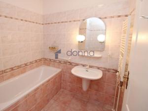 Pronájem bytu 3+1, Praha, Libínská, 104 m2