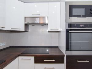 Pronájem bytu 2+kk, Praha - Bohnice, Kostřínská, 43 m2