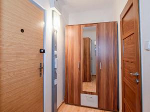 Pronájem bytu 2+kk, Praha - Bohnice, Kostřínská, 43 m2