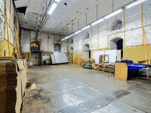 Prodej komerční nemovitosti, Liteň, 3293 m2