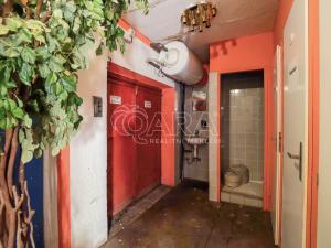 Prodej komerční nemovitosti, Liteň, 3293 m2