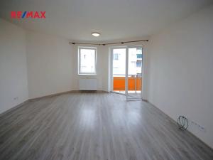 Pronájem bytu 2+kk, Velký Osek, U hřiště, 58 m2
