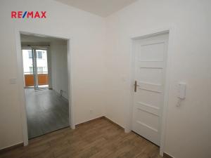 Pronájem bytu 2+kk, Velký Osek, U hřiště, 58 m2