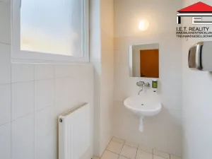 Pronájem kanceláře, Brno, Kroftova, 81 m2