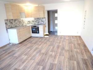 Pronájem bytu 2+kk, Jičín - Holínské Předměstí, Markova, 55 m2