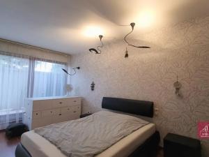 Pronájem bytu 2+kk, Praha - Holešovice, Varhulíkové, 67 m2