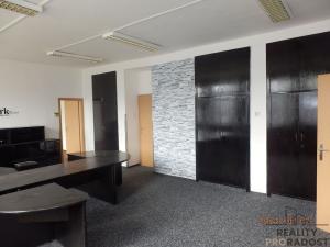 Pronájem kanceláře, Brno - Černovice, 73 m2