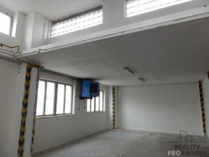 Pronájem skladu, Brno - Černovice, 722 m2